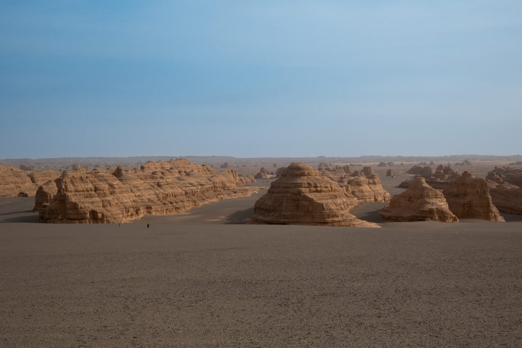 Gesteinsformationen im Yadan-Nationalpark bei Dunhuang