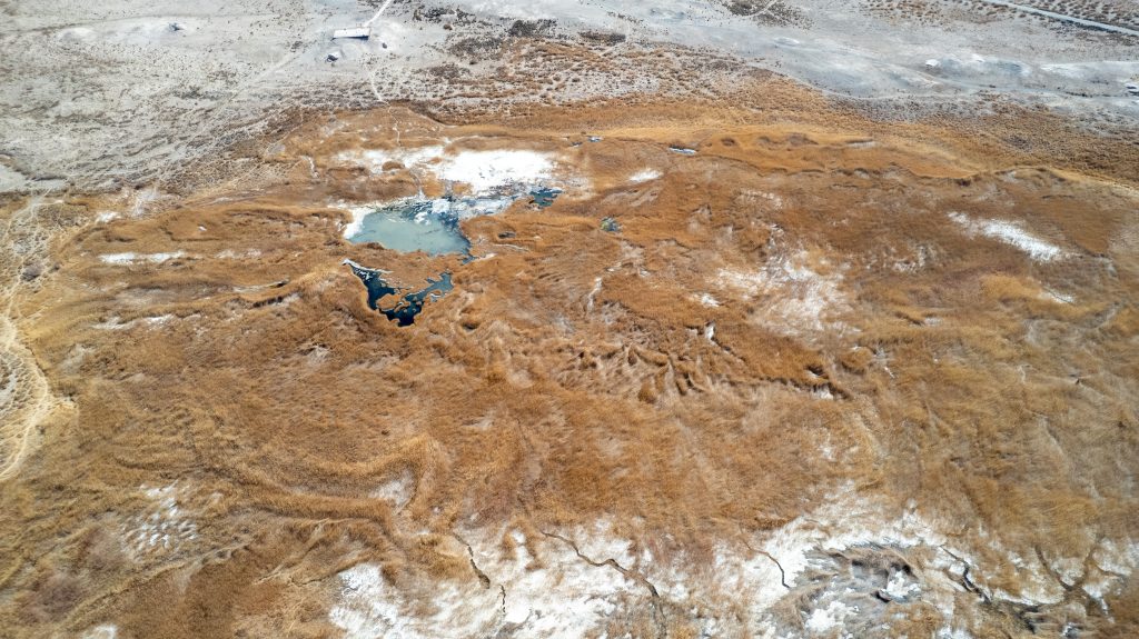 Drohnenaufnahme der Taklamakan-Wüste bei Dunhuang.