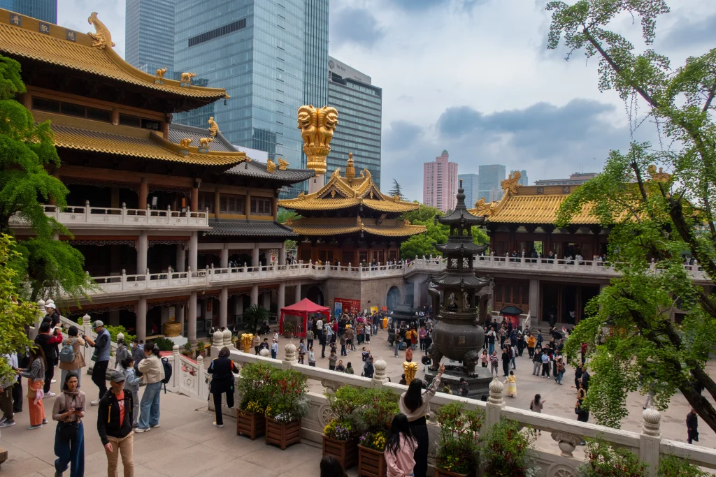 The courtyard of the Buddhist Jing'an Temple in Shanghai. 