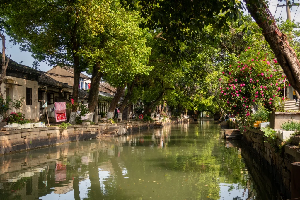 Authentic residential buildings in the water town of Tongli near Suzhou. 